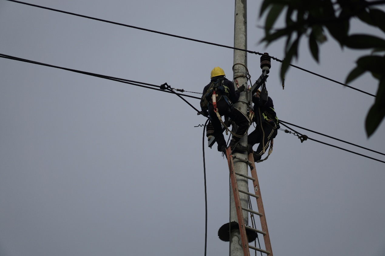 Pemasangan Rangkaian FTTH: Sambungan Fiber Optik Berkelajuan Tinggi